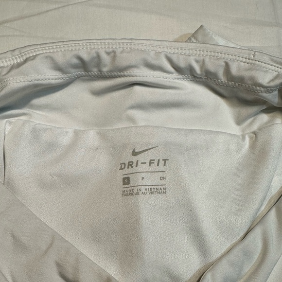 Nike Shorts Womens Nike Dri-Fit White Shorts - Picture 4 of 6